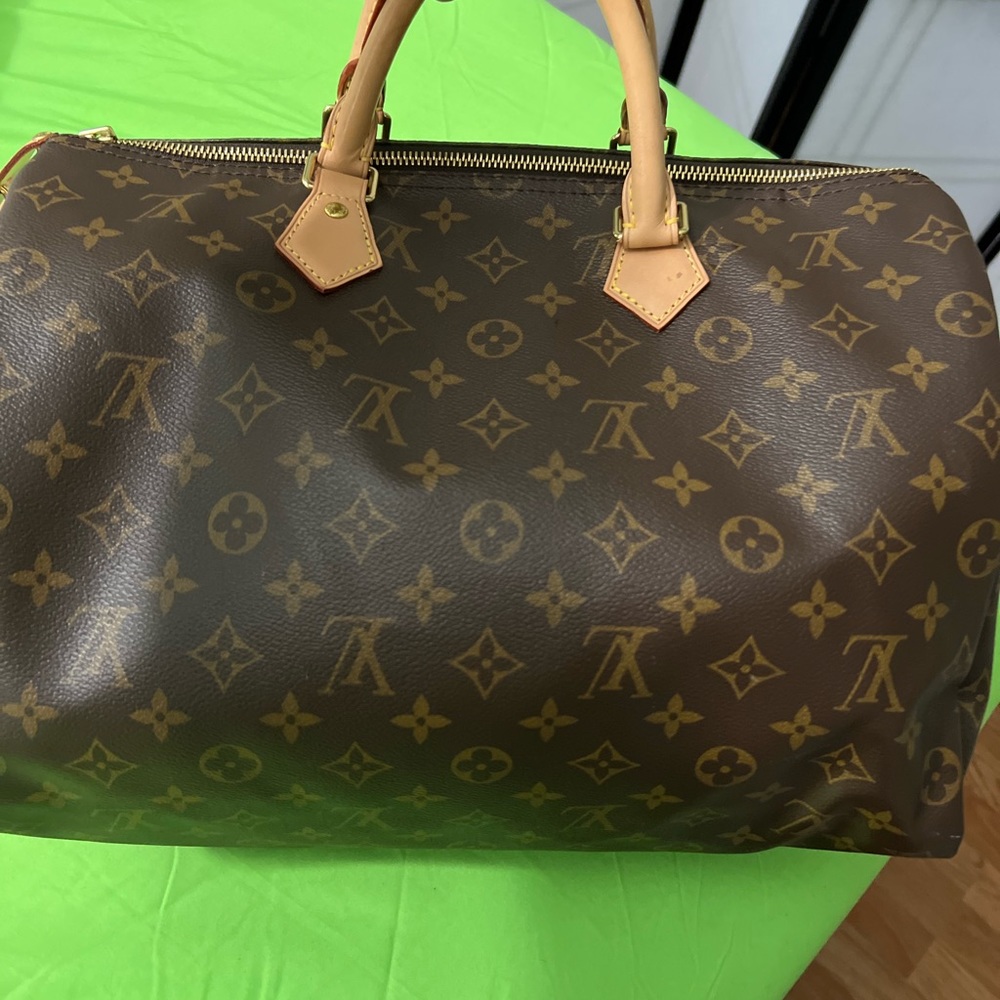 Louis Vuitton bag - Picture 5 of 6